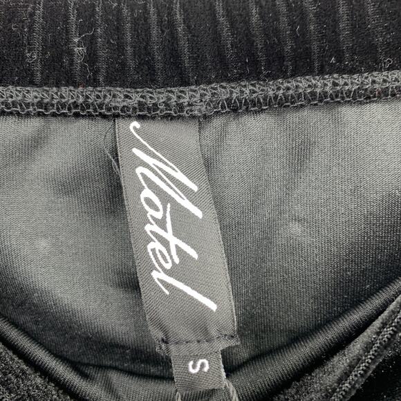 Motel Cheri Split Skirt Womens Sz Small Diamante Black Velvet Pull On Waist NEW - Picture 6 of 8